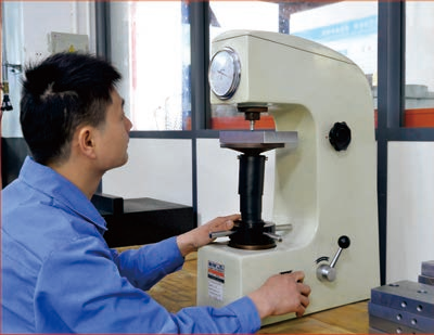 Digital Rockwell Hardness Tester for Material Integrity and Quality Control